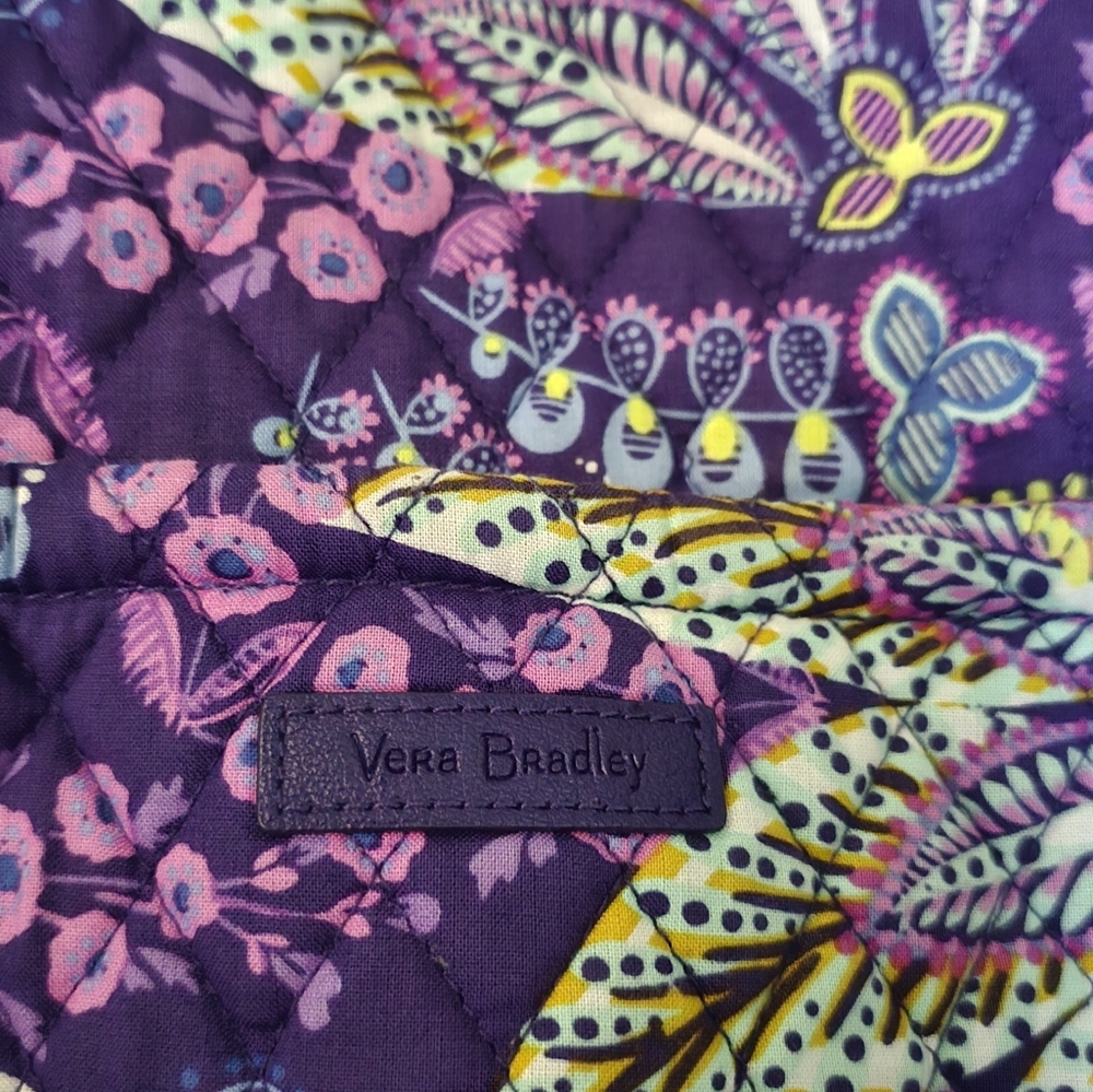 Floral Quilted Vera Bradley Batik Leaves Tote Bag, Over Luggage Handle As Well - Picture 3 of 8